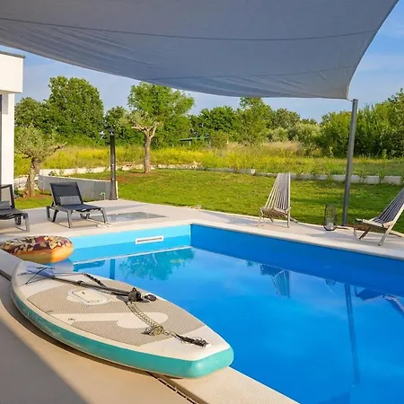 Lim Silent By Istrialux * Matohanci