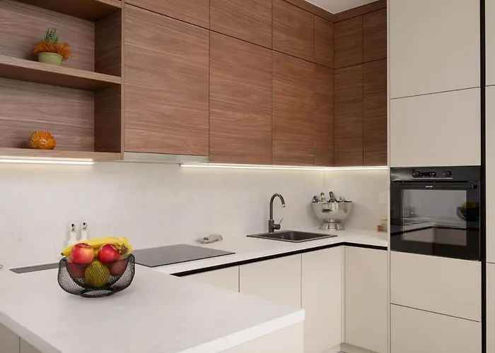 Lim Silent By Istrialux Vila *