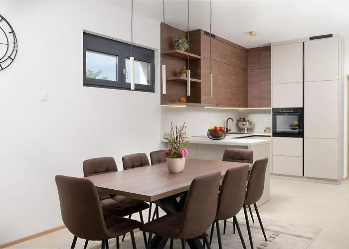 Vila Lim Silent By Istrialux