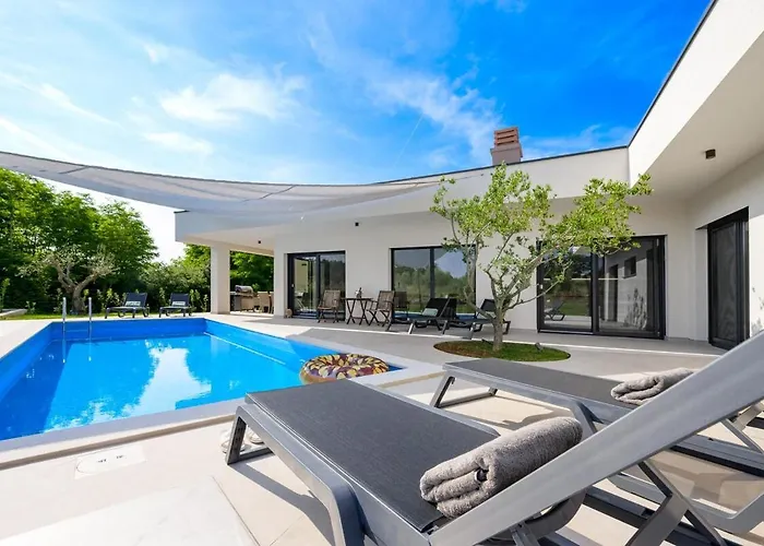 Lim Silent By Istrialux Vila *