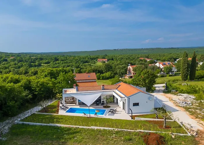 Vila Lim Silent By Istrialux